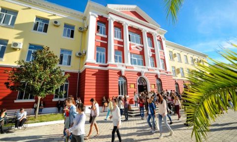 Publikohet udhezimi i ri: Ja si do plotesohen kuotat e lira ne universitete